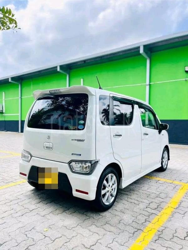 Advertisement image 4