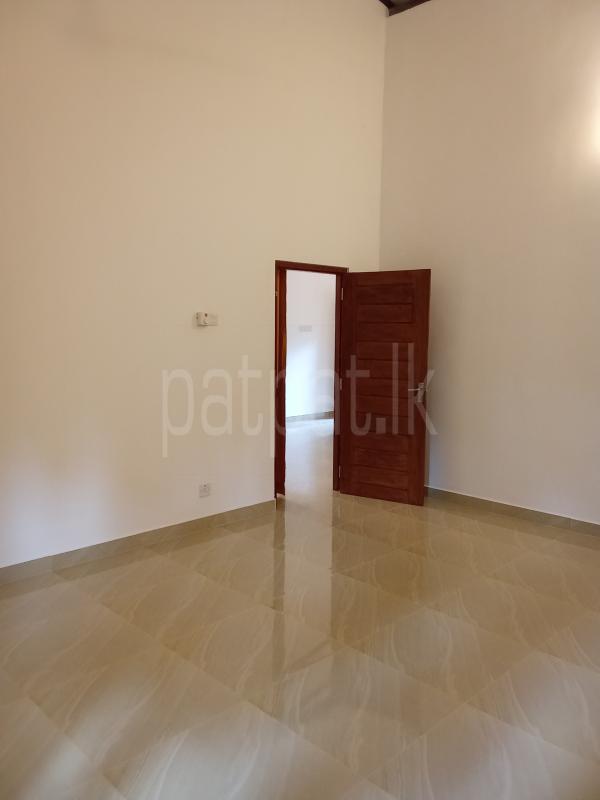 Room for Rent in Kadawatha