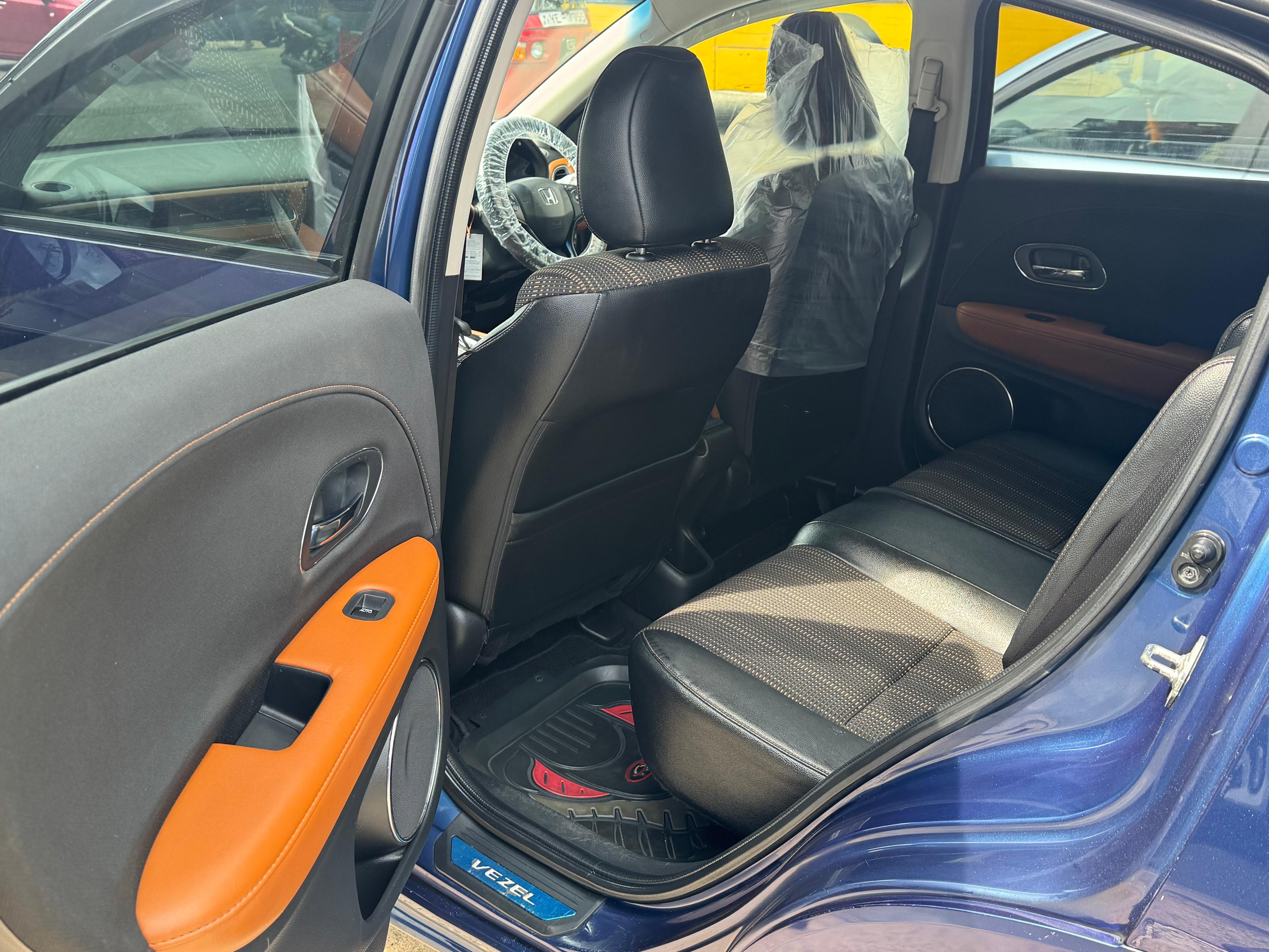 Honda Vezel 2015 - பயன்படுத்தப்பட்டது SUV sale in Sri Lanka - patpat.lk