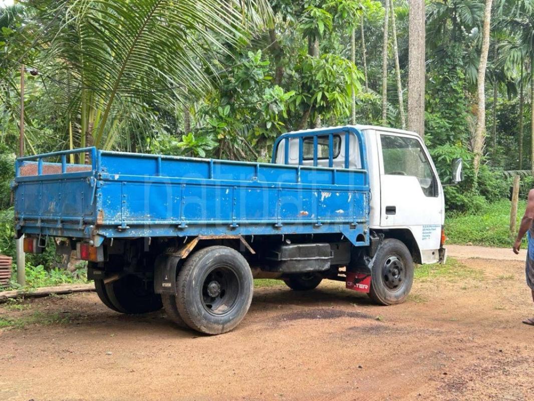 Advertisement image 3