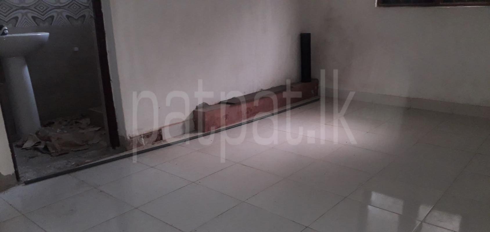 House for Sale in Mattegoda ads-image-1