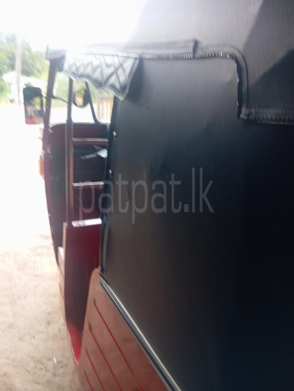 Bajaj 4 stroke 2011 - பயன்படுத்தப்பட்டது முச்சக்கர வண்டி sale in Sri Lanka - patpat.lk