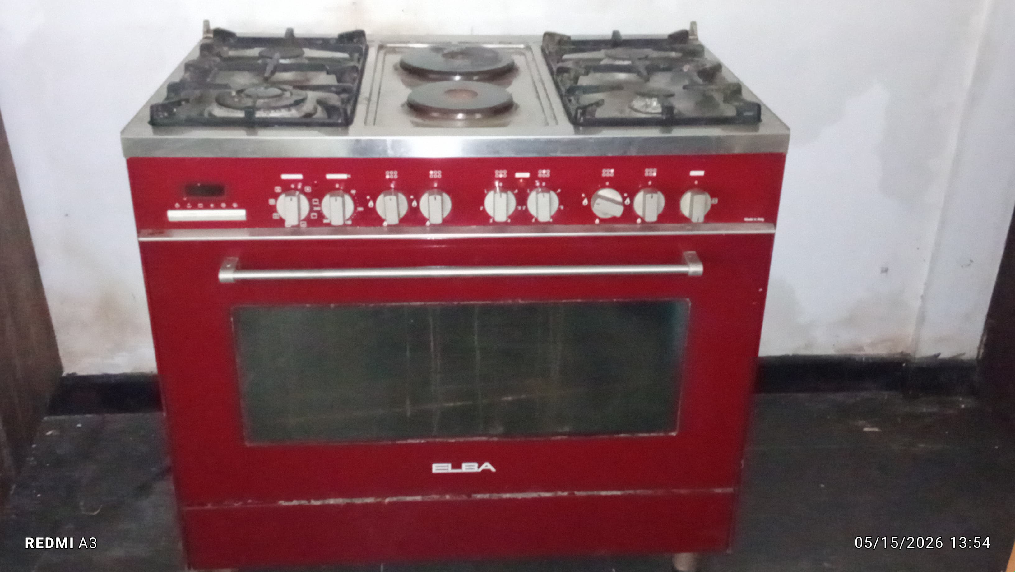 (Elba) 6 Burner Electric / Gass Cooker + Oven. Immediately Sale.