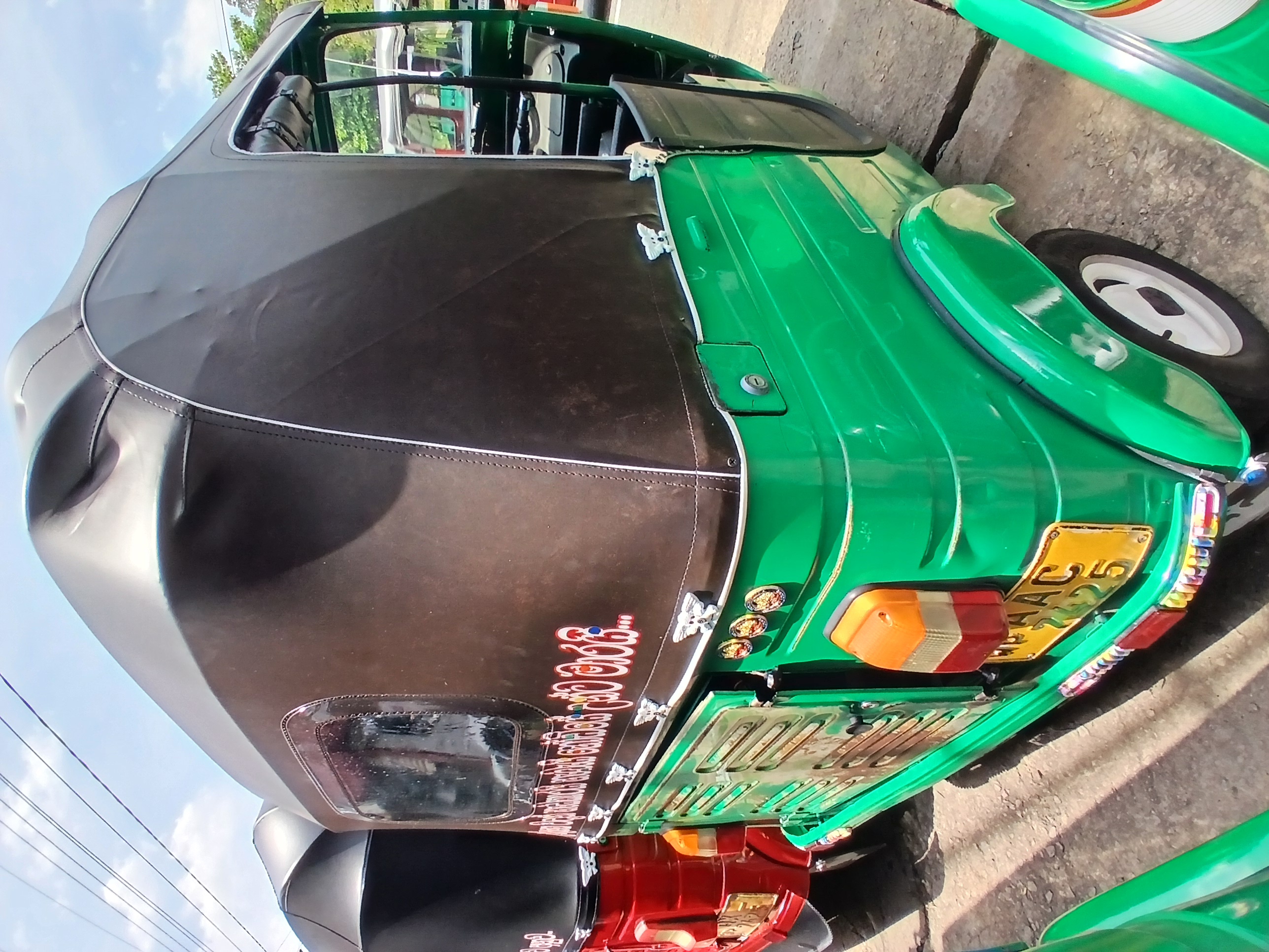Bajaj Three Wheel 2011 - Used Three wheeler sale in Sri Lanka - patpat.lk