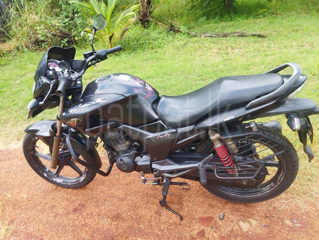 Hero Hunk 2015 - பயன்படுத்தப்பட்டது பைக் sale in Sri Lanka - patpat.lk