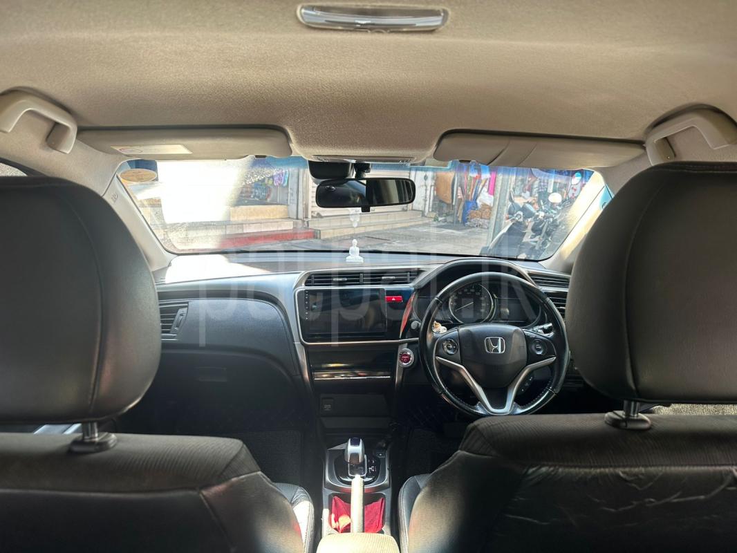 Honda Grace 2016 - பயன்படுத்தப்பட்டது கார் sale in Sri Lanka - patpat.lk