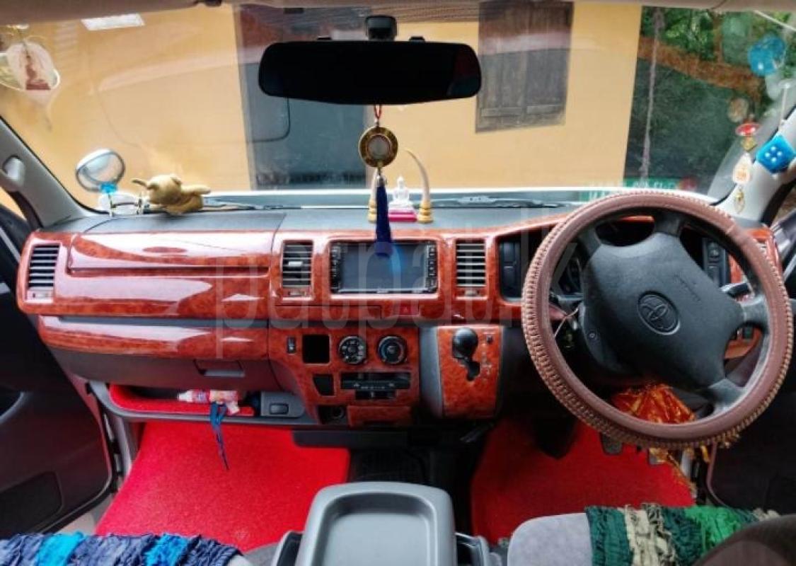 Toyota Hiace 2007 - பயன்படுத்தப்பட்டது வேன் sale in Sri Lanka - patpat.lk