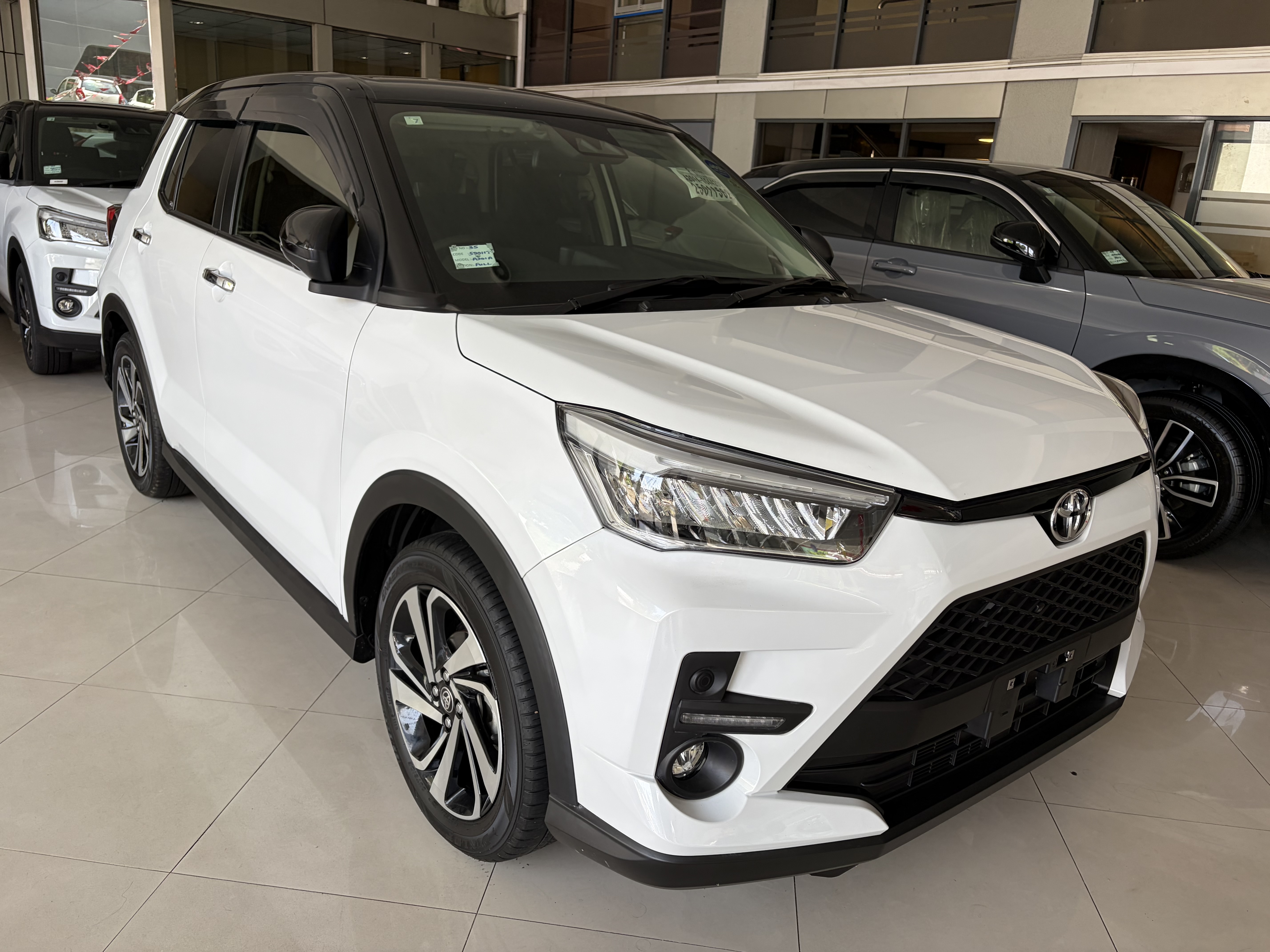 Toyota Raize 2025 - சான்றளிக்கப்பட்டது SUV sale in Sri Lanka - patpat.lk