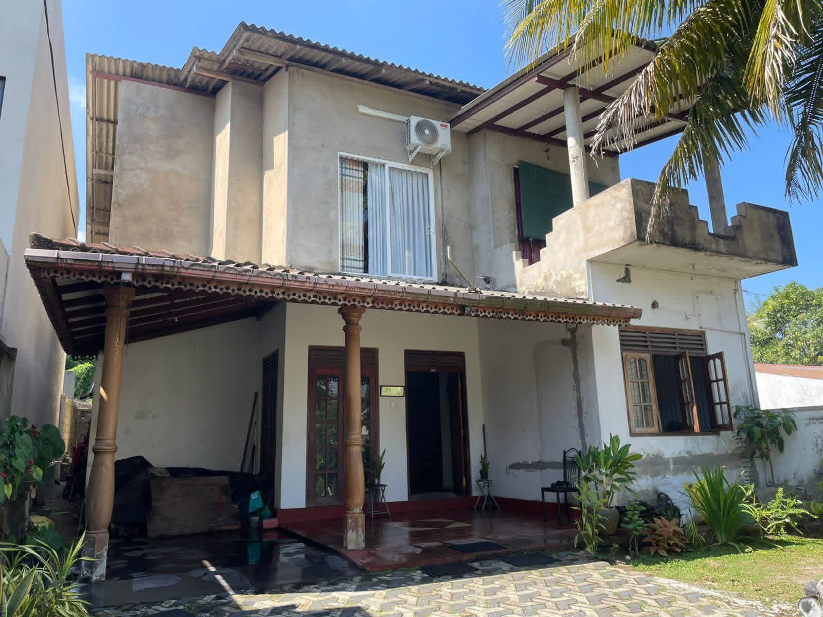 House for Sale in Athurugiriya