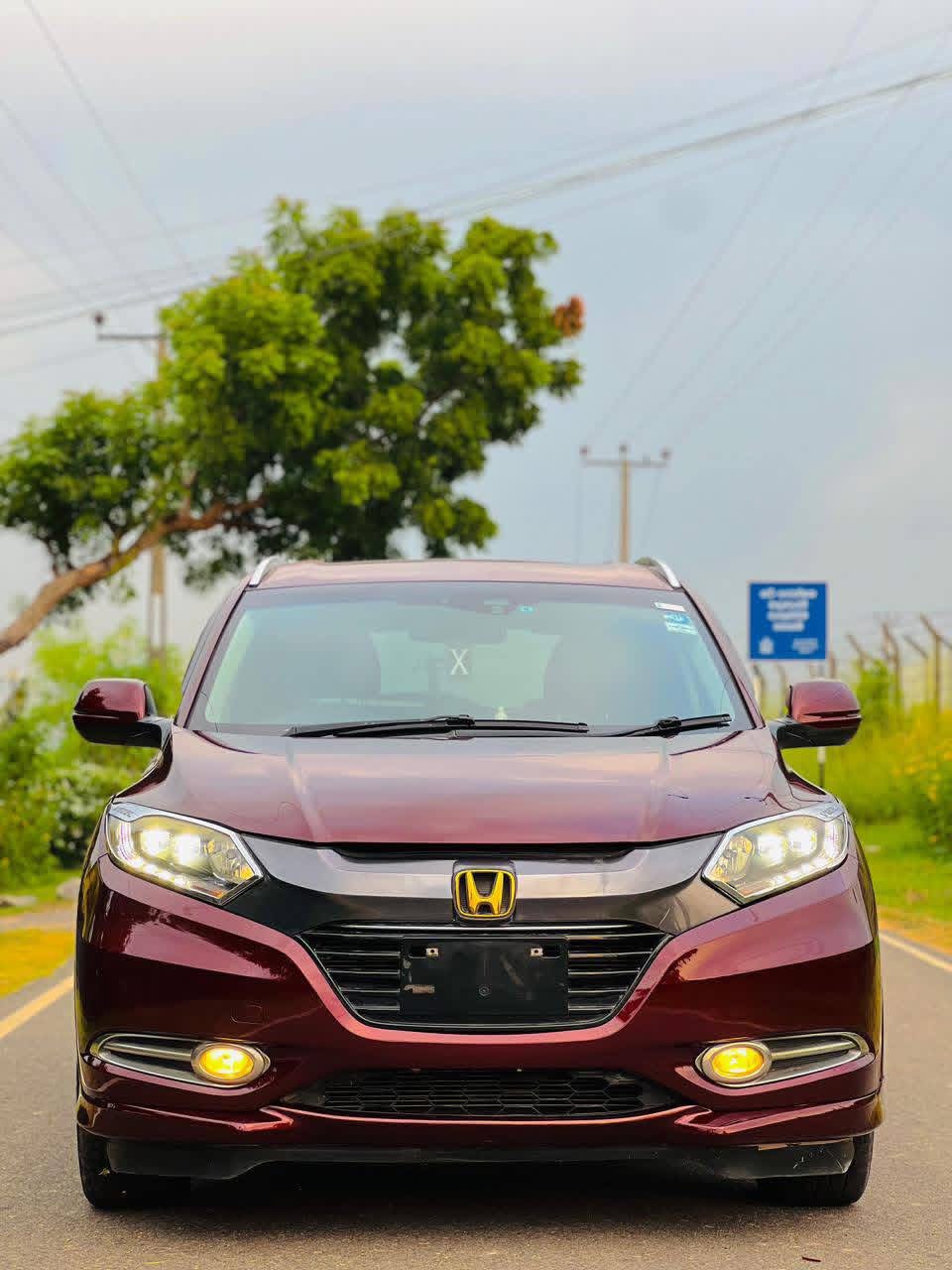 Honda Vezel 2014 - பயன்படுத்தப்பட்டது SUV sale in Sri Lanka - patpat.lk