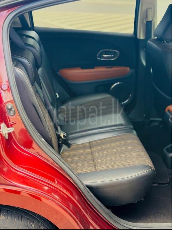 Honda Vezel 2015 - பயன்படுத்தப்பட்டது SUV sale in Sri Lanka - patpat.lk