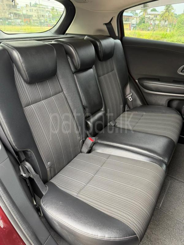 Advertisement image 6