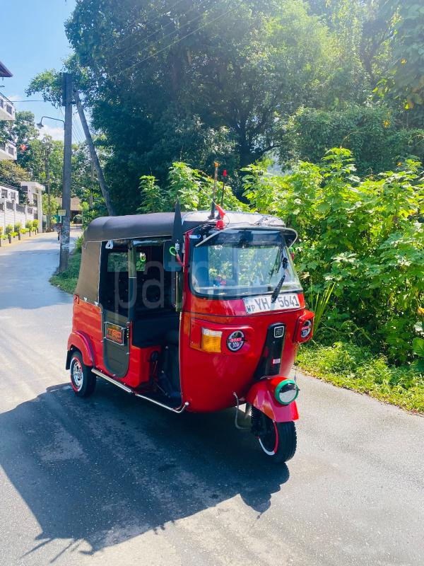 Bajaj 4 stroke 2011 - மறுசீரமைக்கப்பட்டது முச்சக்கர வண்டி sale in Sri Lanka - patpat.lk