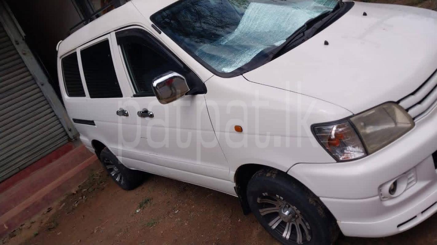 Toyota Noah 1998 - பயன்படுத்தப்பட்டது வேன் sale in Sri Lanka - patpat.lk