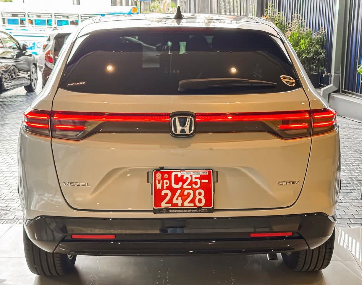 Honda Vezel 2025 - பயன்படுத்தப்பட்டது SUV sale in Sri Lanka - patpat.lk