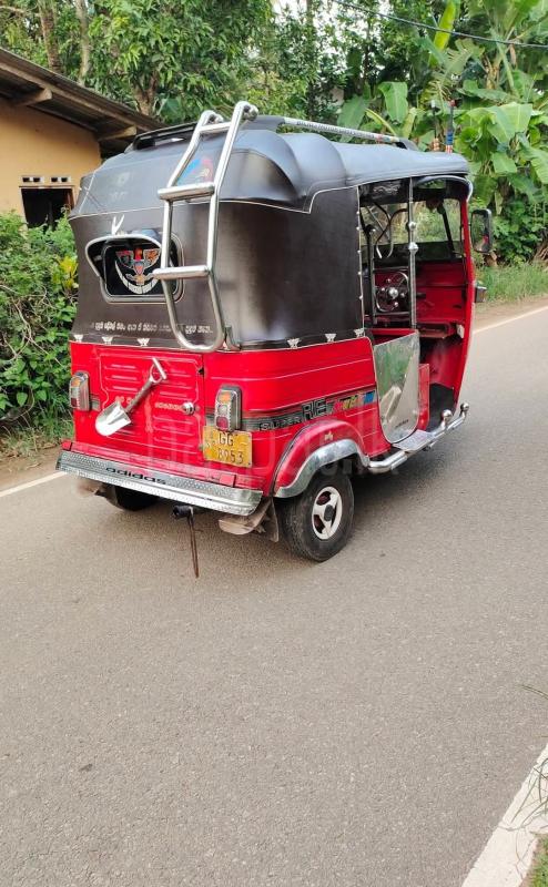 Bajaj Three Wheel 2003 - භාවිතා කරන ලද ත්‍රිරෝද රථය sale in Sri Lanka - patpat.lk