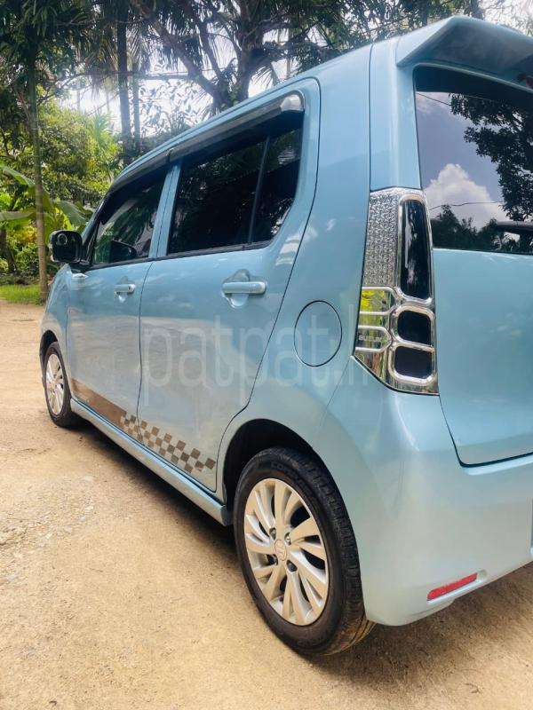 Advertisement image 4