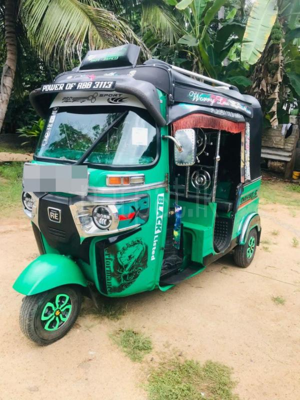 Bajaj Three Wheel 2015 - மறுசீரமைக்கப்பட்டது முச்சக்கர வண்டி sale in Sri Lanka - patpat.lk