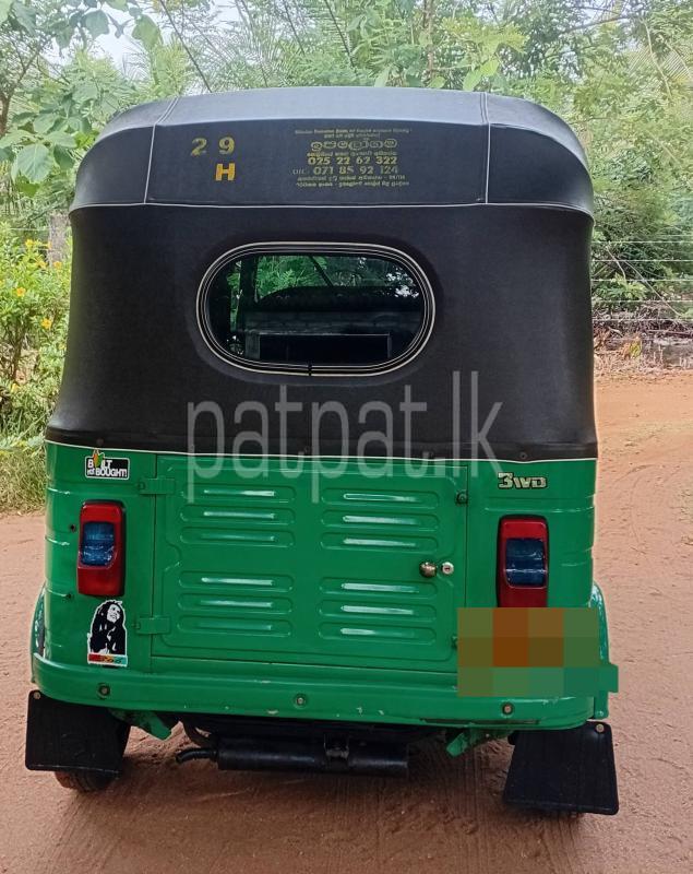 Bajaj 4 stroke 2015 - Used Three wheeler sale in Sri Lanka - patpat.lk