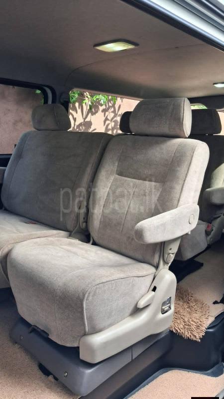 Toyota Hiace 2017 - பயன்படுத்தப்பட்டது வேன் sale in Sri Lanka - patpat.lk