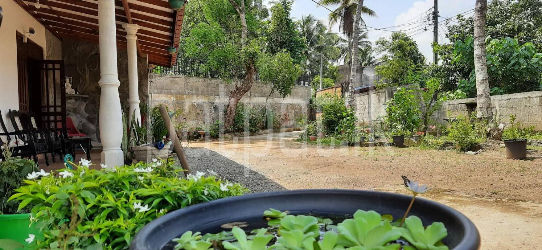 Residential Land for Sale in Athurugiriya