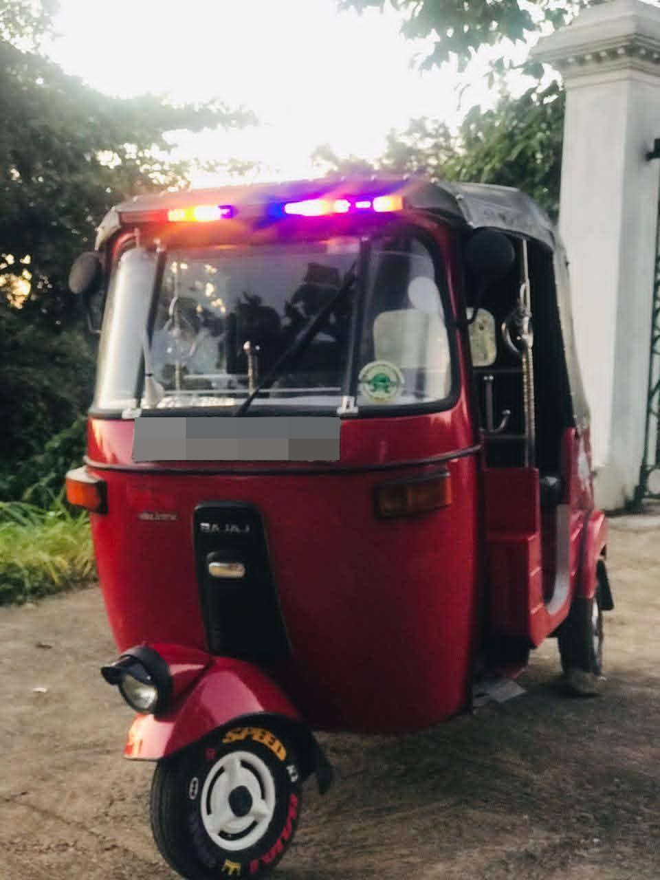 Bajaj Three Wheel 2006 - Used Three wheeler sale in Sri Lanka - patpat.lk