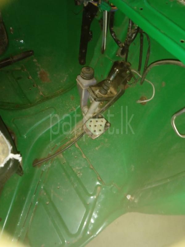 Bajaj Three Wheel 2086 - பயன்படுத்தப்பட்டது முச்சக்கர வண்டி sale in Sri Lanka - patpat.lk