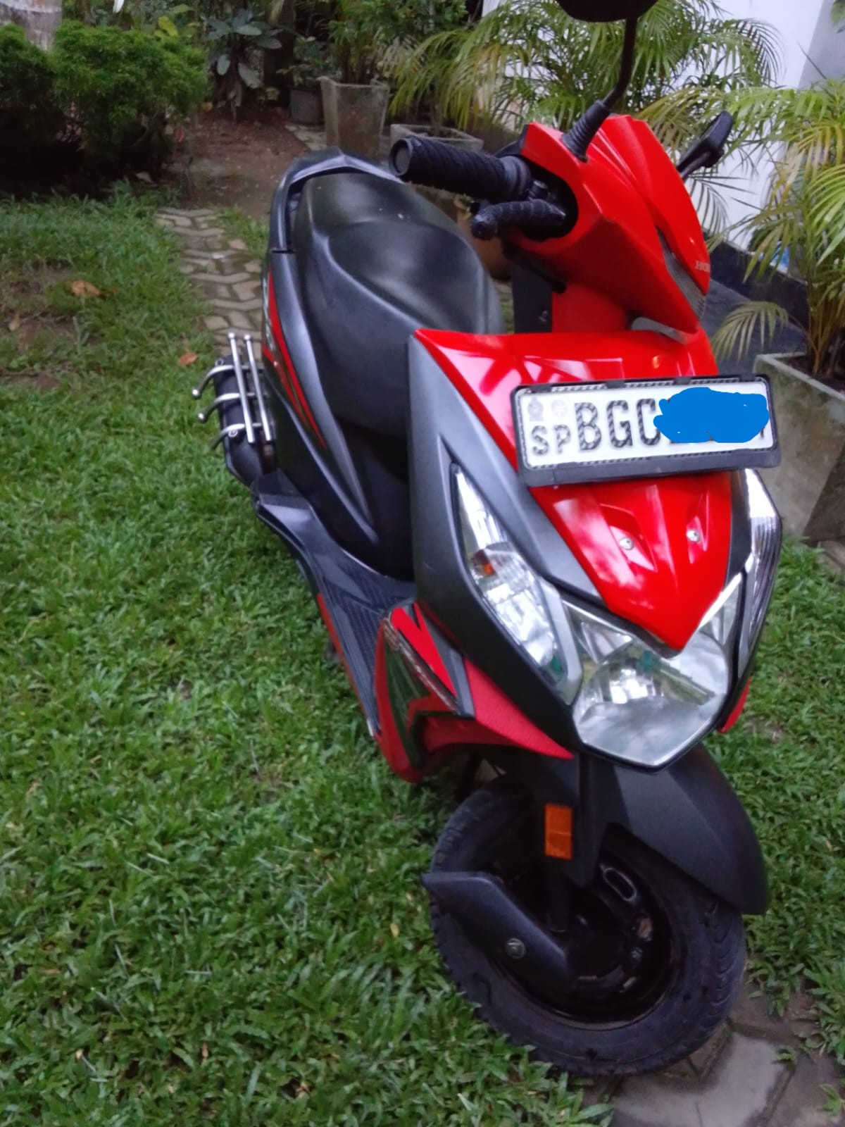 Honda Dio 2018 - பயன்படுத்தப்பட்டது பைக் sale in Sri Lanka - patpat.lk