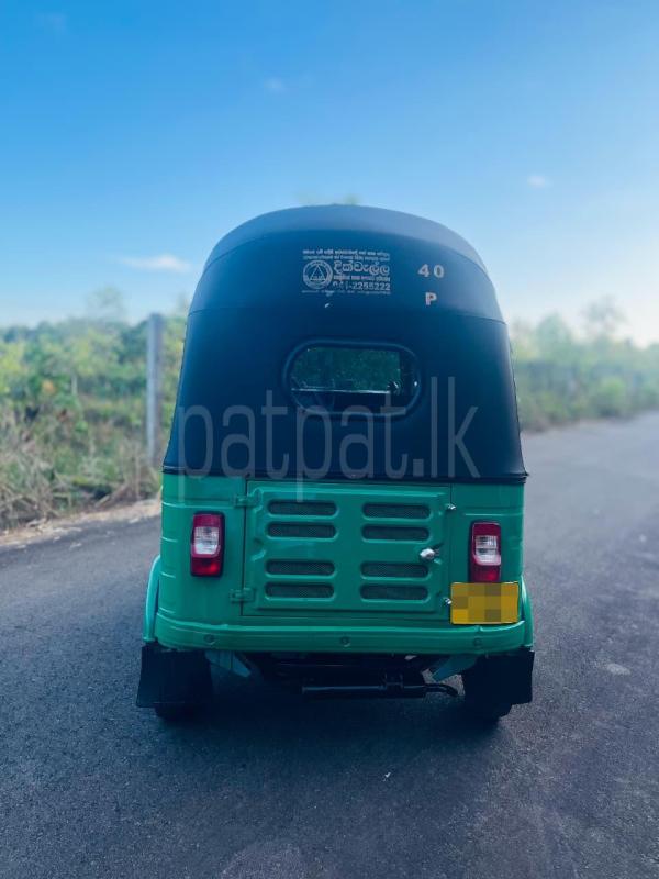 Bajaj Three Wheel 2016 - பயன்படுத்தப்பட்டது முச்சக்கர வண்டி sale in Sri Lanka - patpat.lk