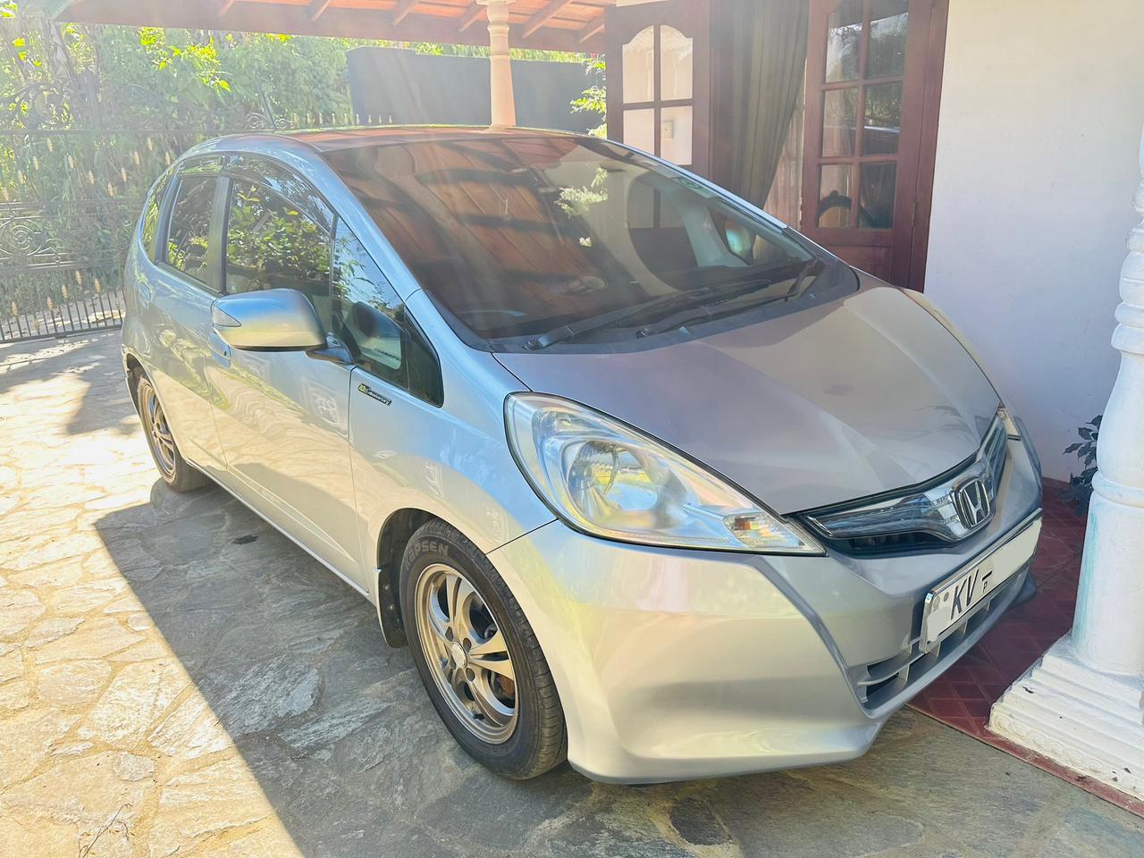 Honda Fit 2012 - பயன்படுத்தப்பட்டது கார் sale in Sri Lanka - patpat.lk