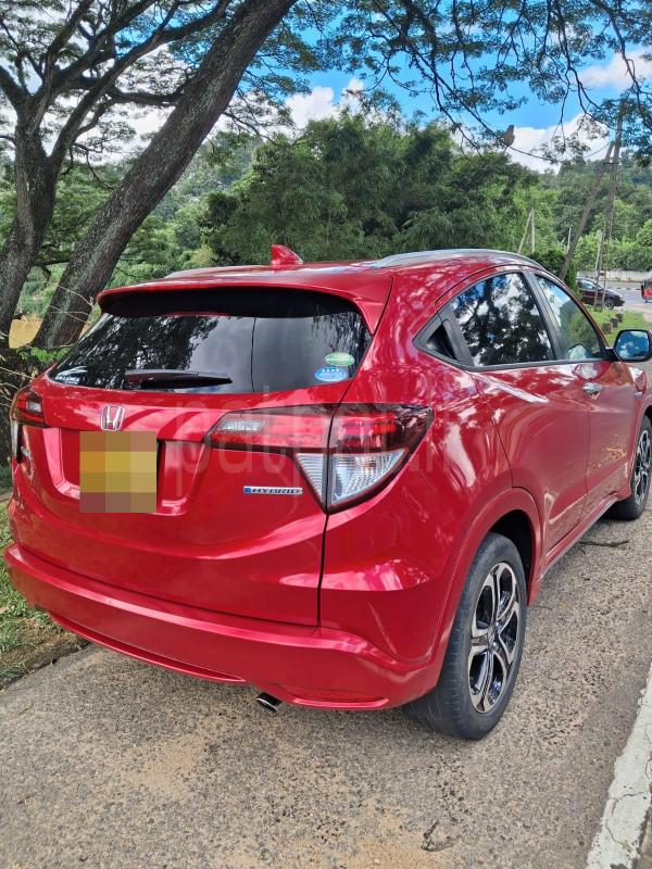 Honda Vezel 2016 - பயன்படுத்தப்பட்டது SUV sale in Sri Lanka - patpat.lk