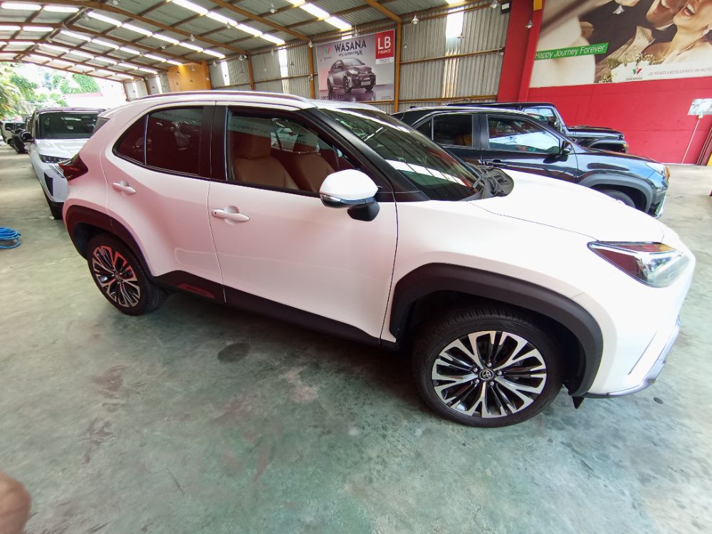 Toyota Yaris Cross 2023 - Brand New SUV sale in Sri Lanka - patpat.lk