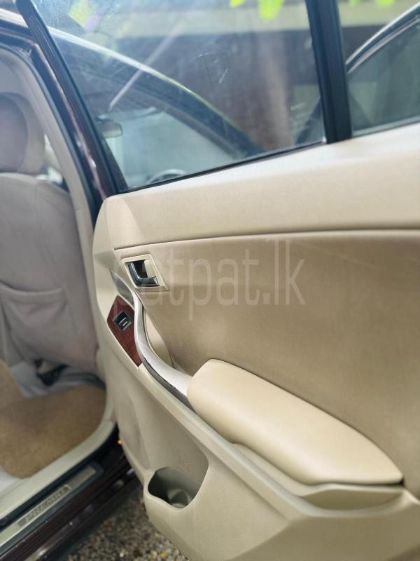 Toyota Premio 2011 - பயன்படுத்தப்பட்டது கார் sale in Sri Lanka - patpat.lk