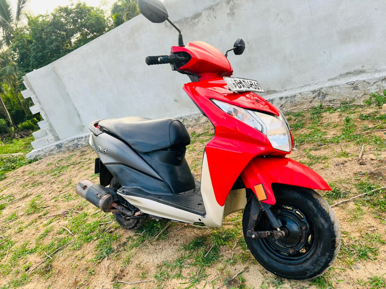 Honda Dio 2014 - பயன்படுத்தப்பட்டது பைக் sale in Sri Lanka - patpat.lk