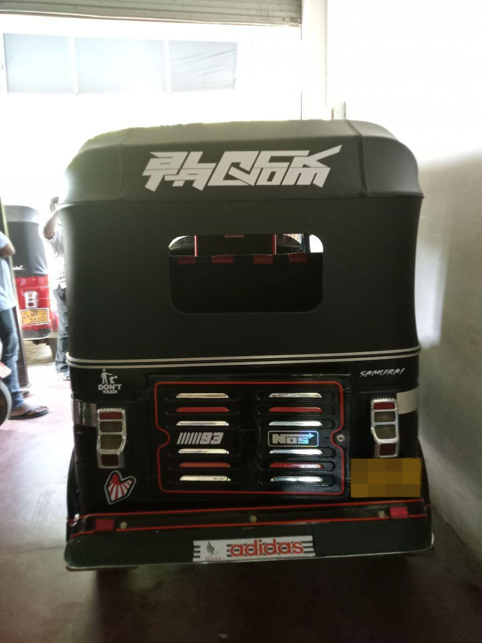 Bajaj 4 stroke 2015 - பயன்படுத்தப்பட்டது முச்சக்கர வண்டி sale in Sri Lanka - patpat.lk