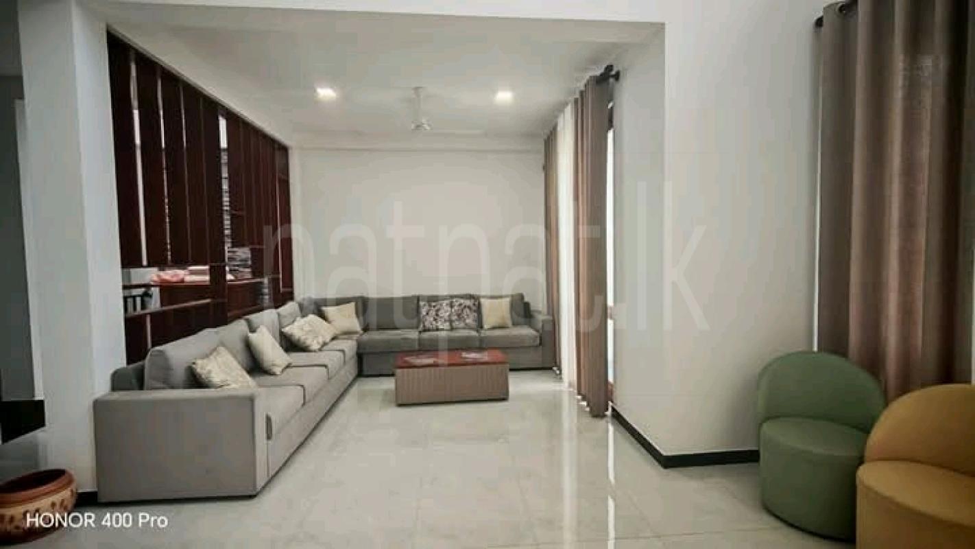 House for Sale in Athurugiriya