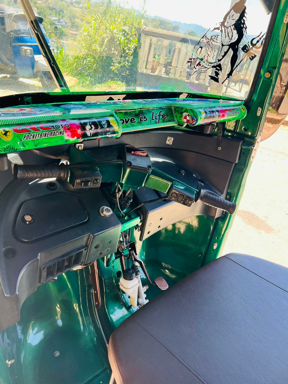 Bajaj Three Wheel 2016 - Used Three wheeler sale in Sri Lanka - patpat.lk