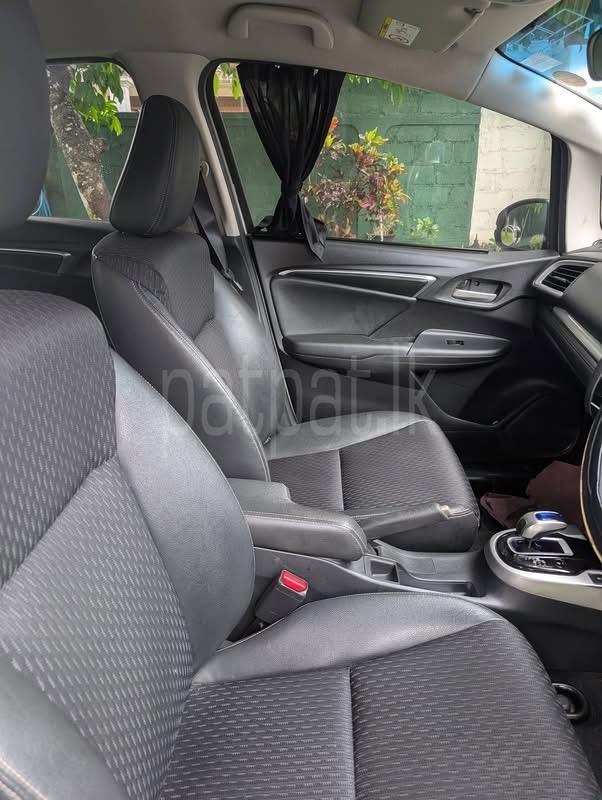 Honda Fit 2015 - பயன்படுத்தப்பட்டது கார் sale in Sri Lanka - patpat.lk