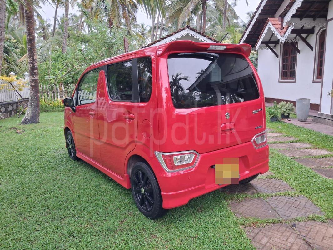 Suzuki Wagon R 2018 - பயன்படுத்தப்பட்டது கார் sale in Sri Lanka - patpat.lk