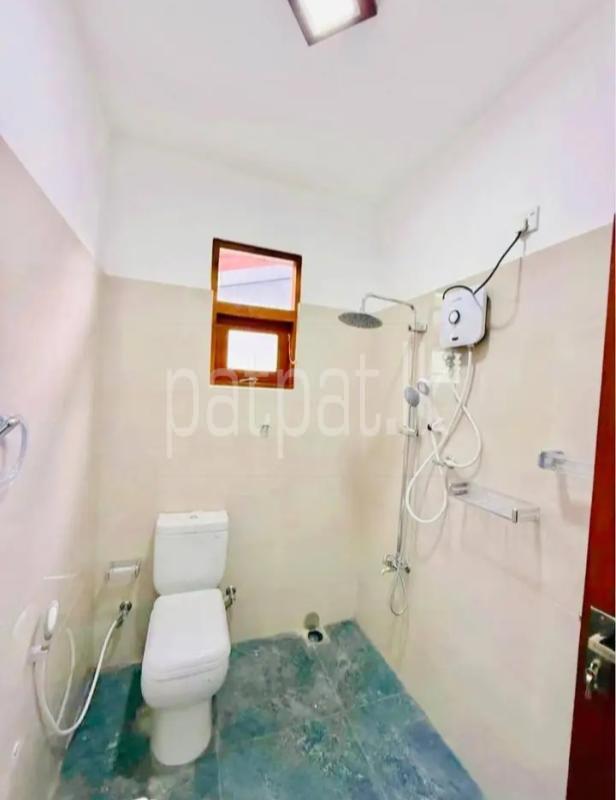 House for Sale in Athurugiriya