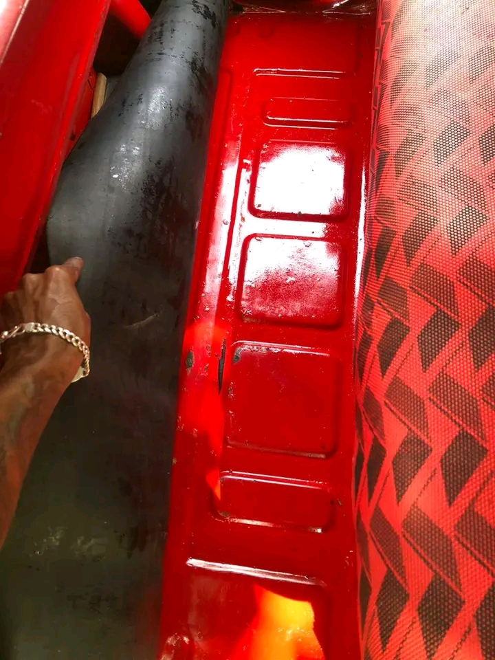 Bajaj Three Wheel 2015 - භාවිතා කරන ලද ත්‍රිරෝද රථය sale in Sri Lanka - patpat.lk