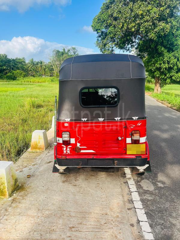 Bajaj 2 stroke 2009 - பயன்படுத்தப்பட்டது முச்சக்கர வண்டி sale in Sri Lanka - patpat.lk