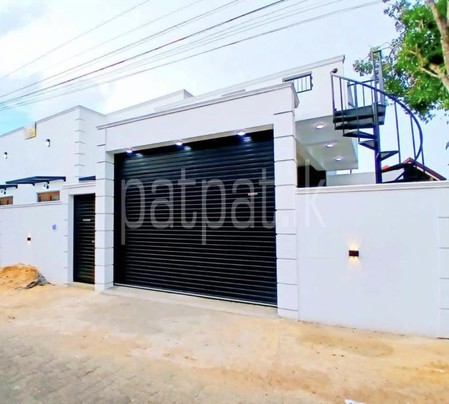 Advertisement image 1