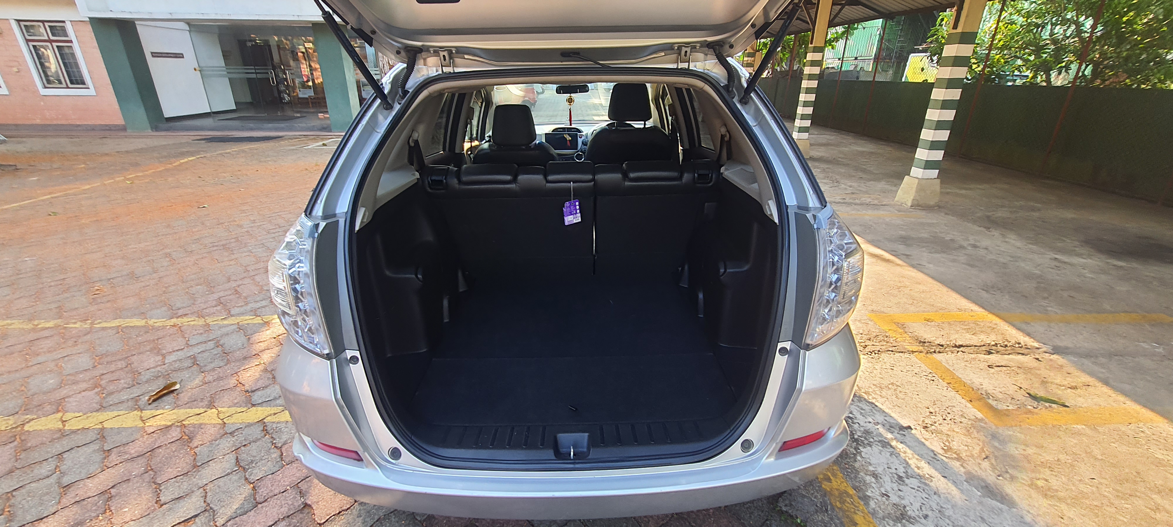 Honda Shuttle 2011 - Used Car sale in Sri Lanka - patpat.lk