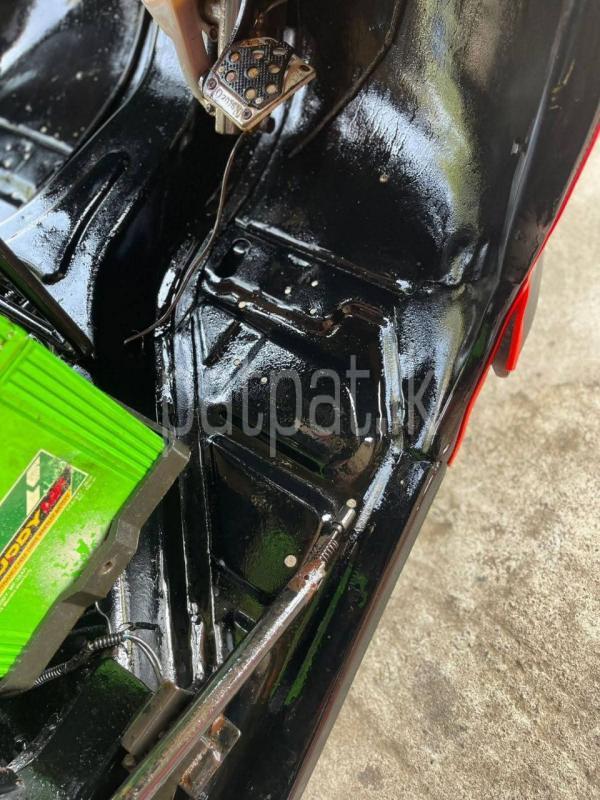 Advertisement image 6