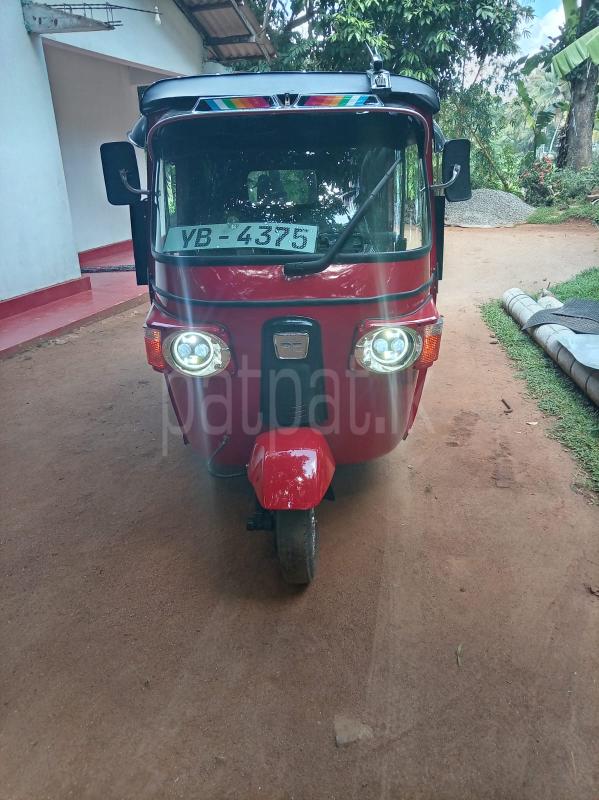 Bajaj 4 stroke 2011 - பயன்படுத்தப்பட்டது முச்சக்கர வண்டி sale in Sri Lanka - patpat.lk