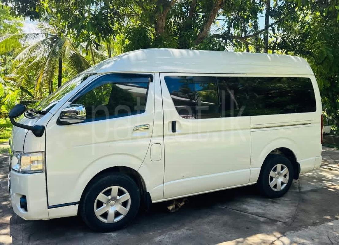 Toyota Hiace 2007 - Used Van sale in Sri Lanka - patpat.lk