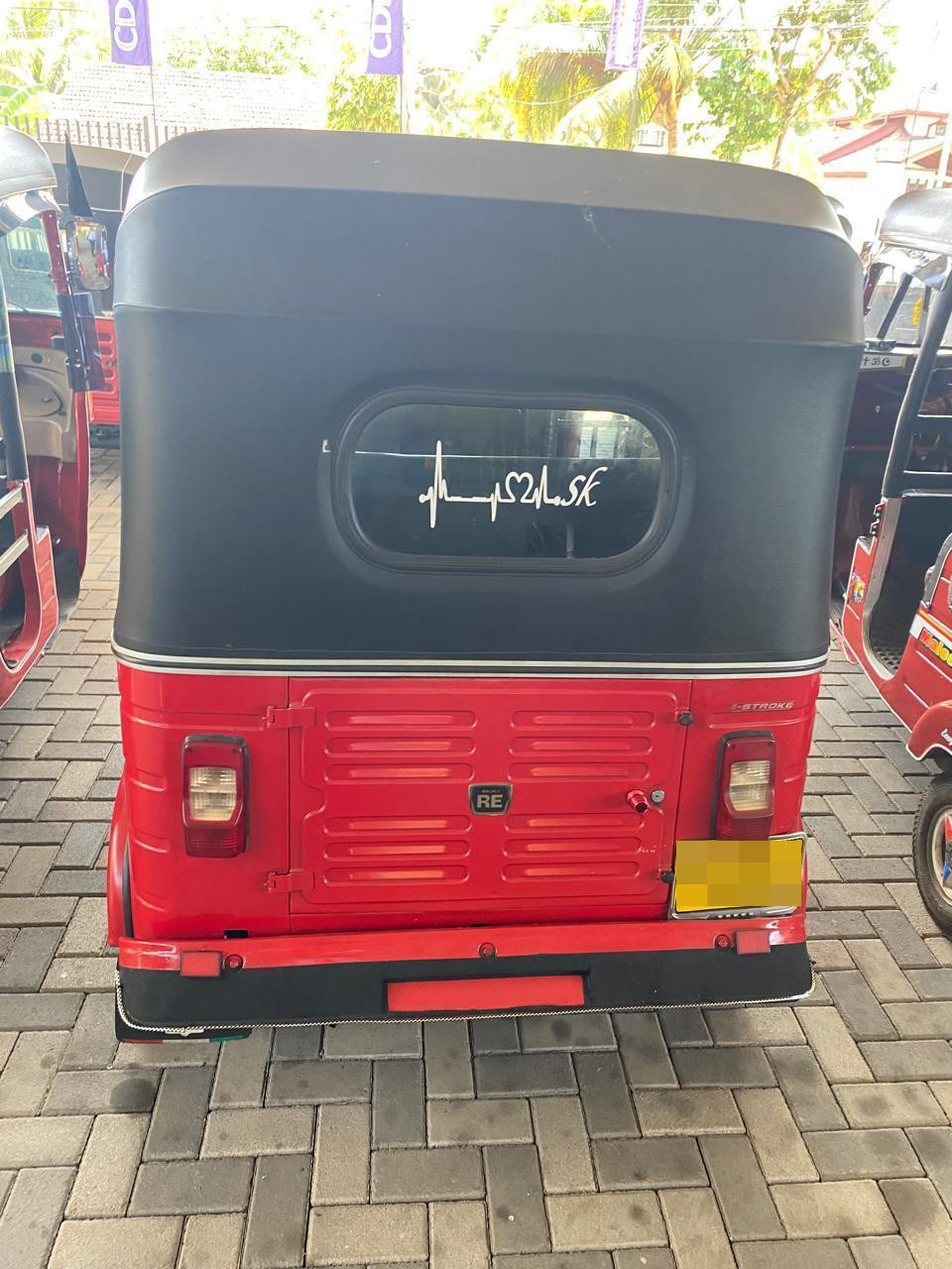 Bajaj Three Wheel 2015 - Used Three wheeler sale in Sri Lanka - patpat.lk
