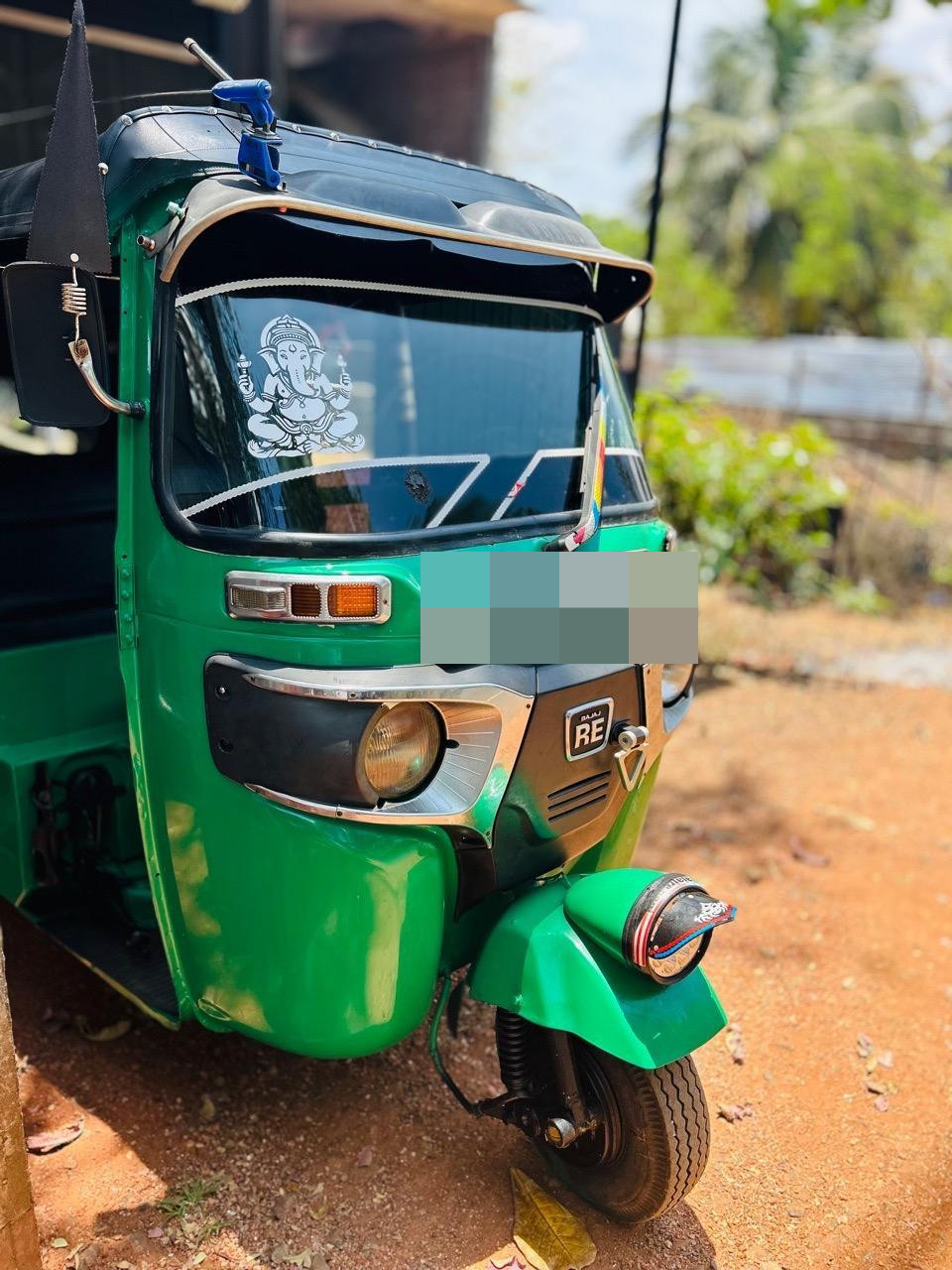 Bajaj Three Wheel 2015 - Used Three wheeler sale in Sri Lanka - patpat.lk