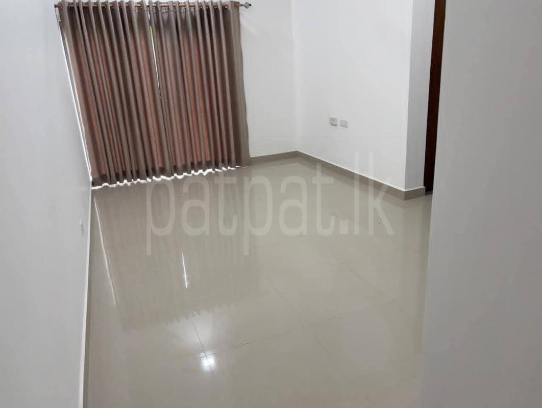 House for Sale in Kahathuduwa